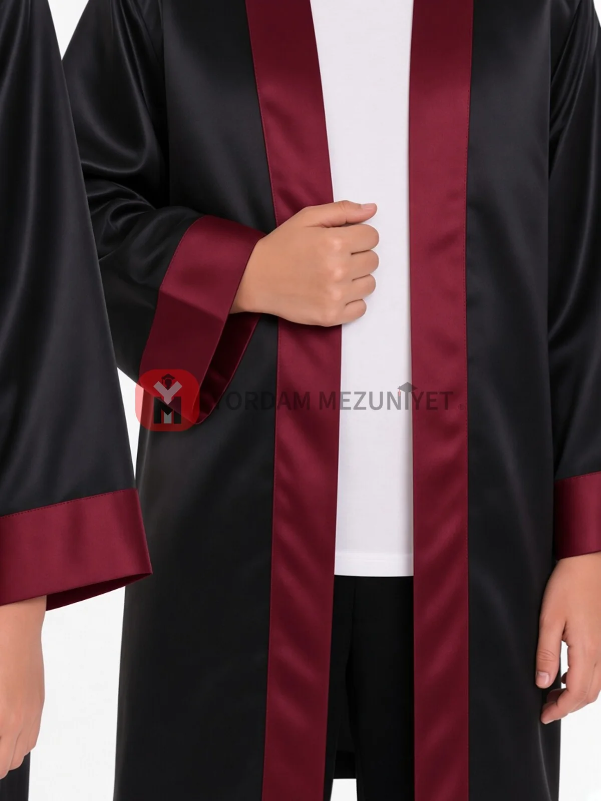Ortaokul Bordo Mezuniyet Kep Cübbe - yaka ve manşet detayı