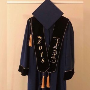 عباية تخرج اسود تطريز بالطول